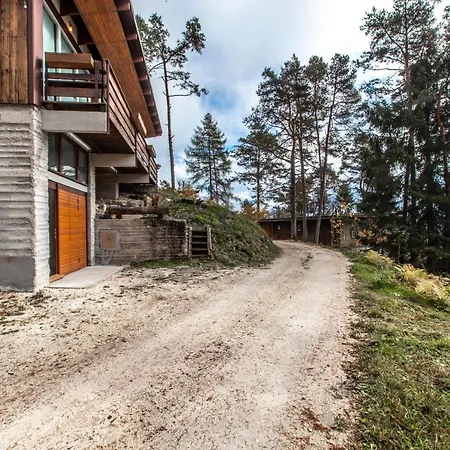 Chalet Dolomiti Mountains View Chalet R&R