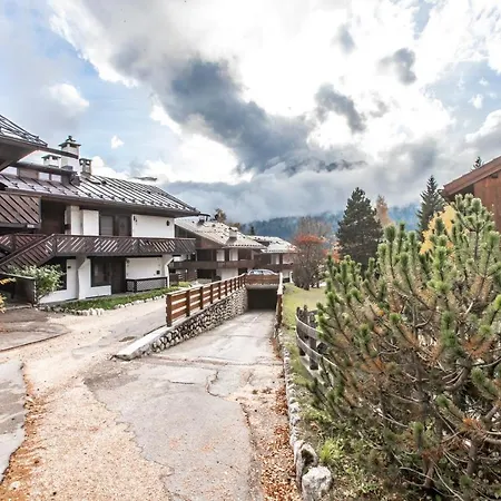 Dolomiti Mountains View Chalet R&R * בוקה די קדורה
