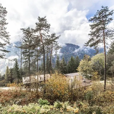 Dolomiti Mountains View Chalet R&R בקתה בוקה די קדורה